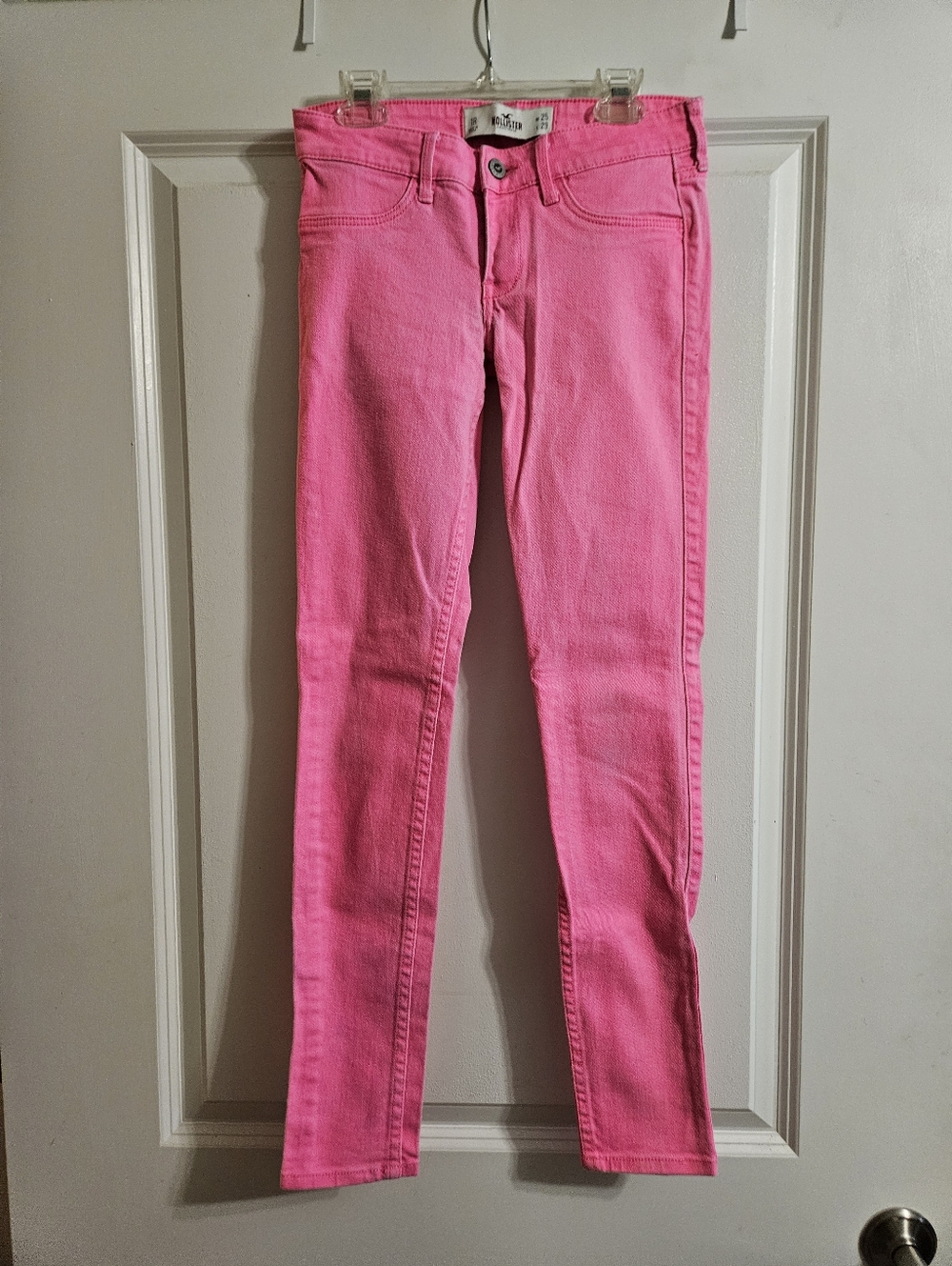 Hot Pink Hollister Ankle Jeans, 1R